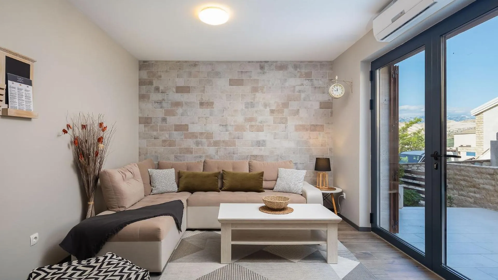 Villa Emma On Island Pag For 14 Persons With Sea View, Wellness & Pool Heating Pag Town